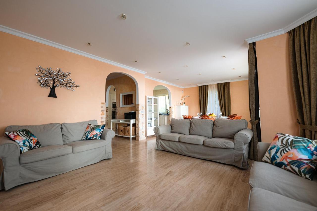 Villa Faya On The First Ocean Line With New Heated Pool Los Cristianos  Exterior photo