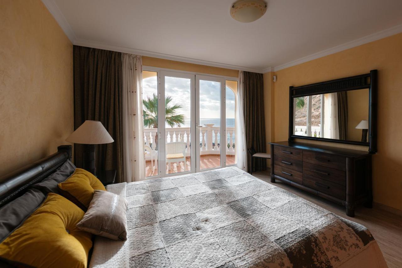 Villa Faya On The First Ocean Line With New Heated Pool Los Cristianos  Exterior photo